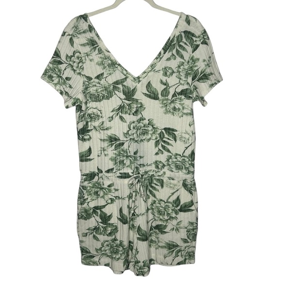 Chaser Ribbed Floral Knit Romper - Picture 2 of 11